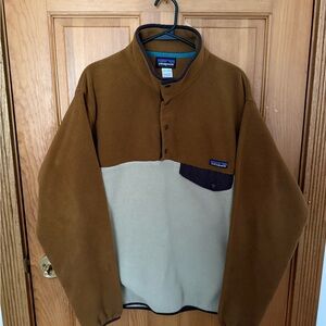 Patagonia Brown and Cream Men's Sweater